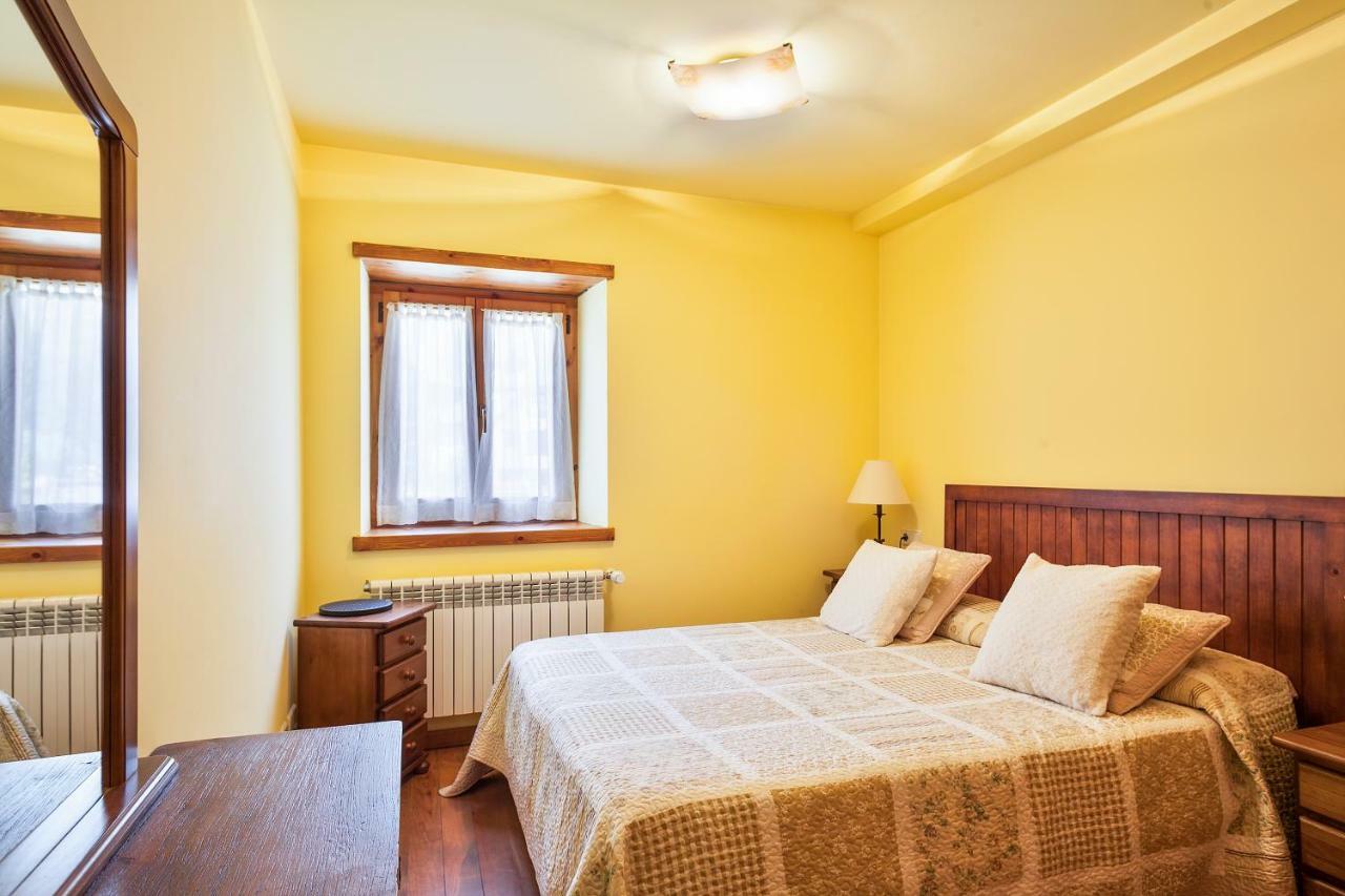 Apartment Arties Luxury Apartments Duplex Con Parking Y Guardaski En Ruda *